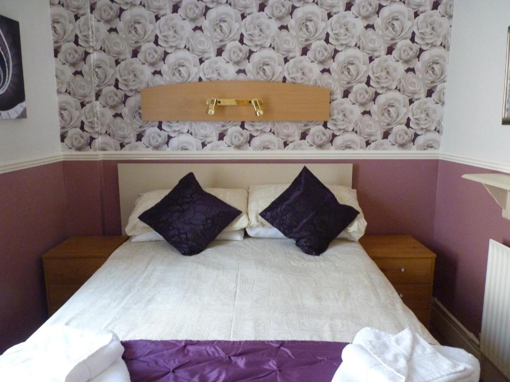 The Avon Hotel Blackpool Room photo